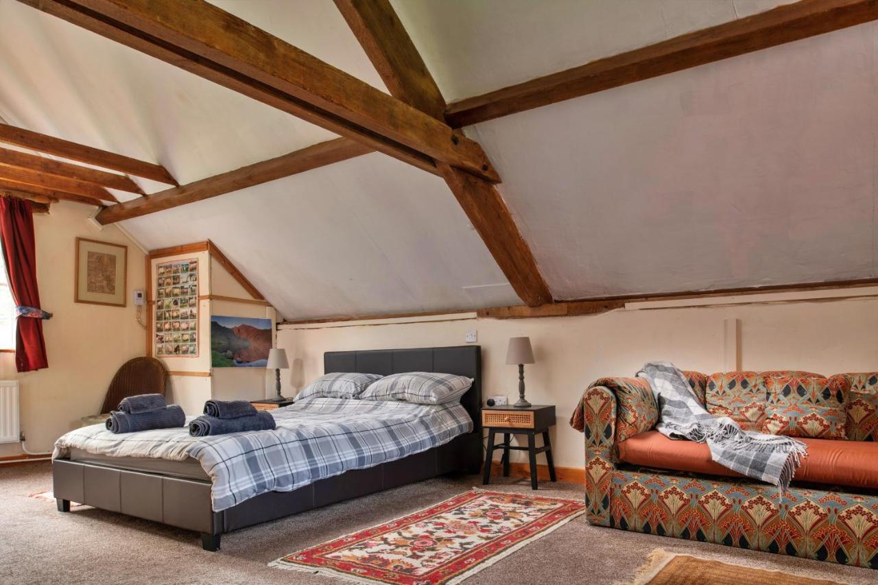 Finest Retreats - Great Cantal Granary Llandrindod Wells Buitenkant foto