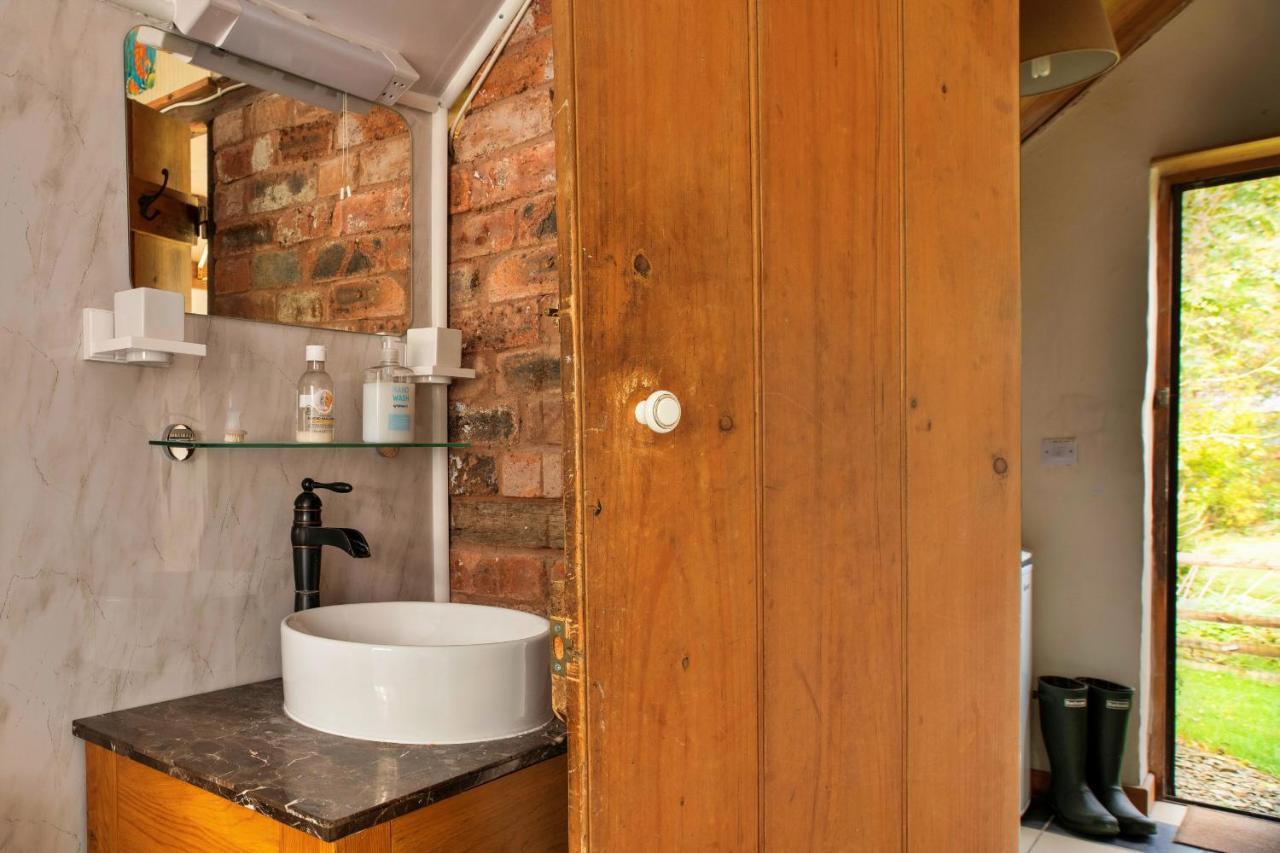 Finest Retreats - Great Cantal Granary Llandrindod Wells Buitenkant foto